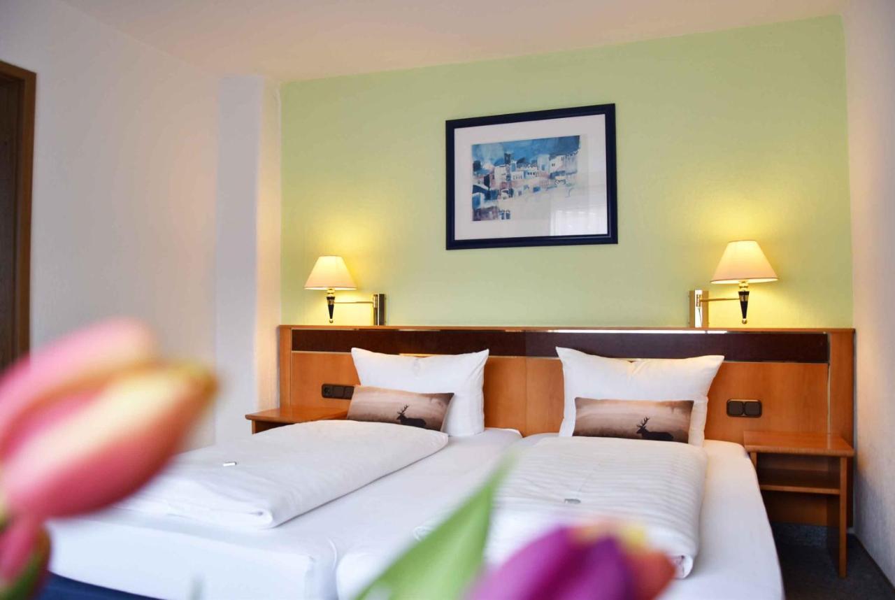 Landhotel Zum Hirsch Unterweissbach Екстериор снимка